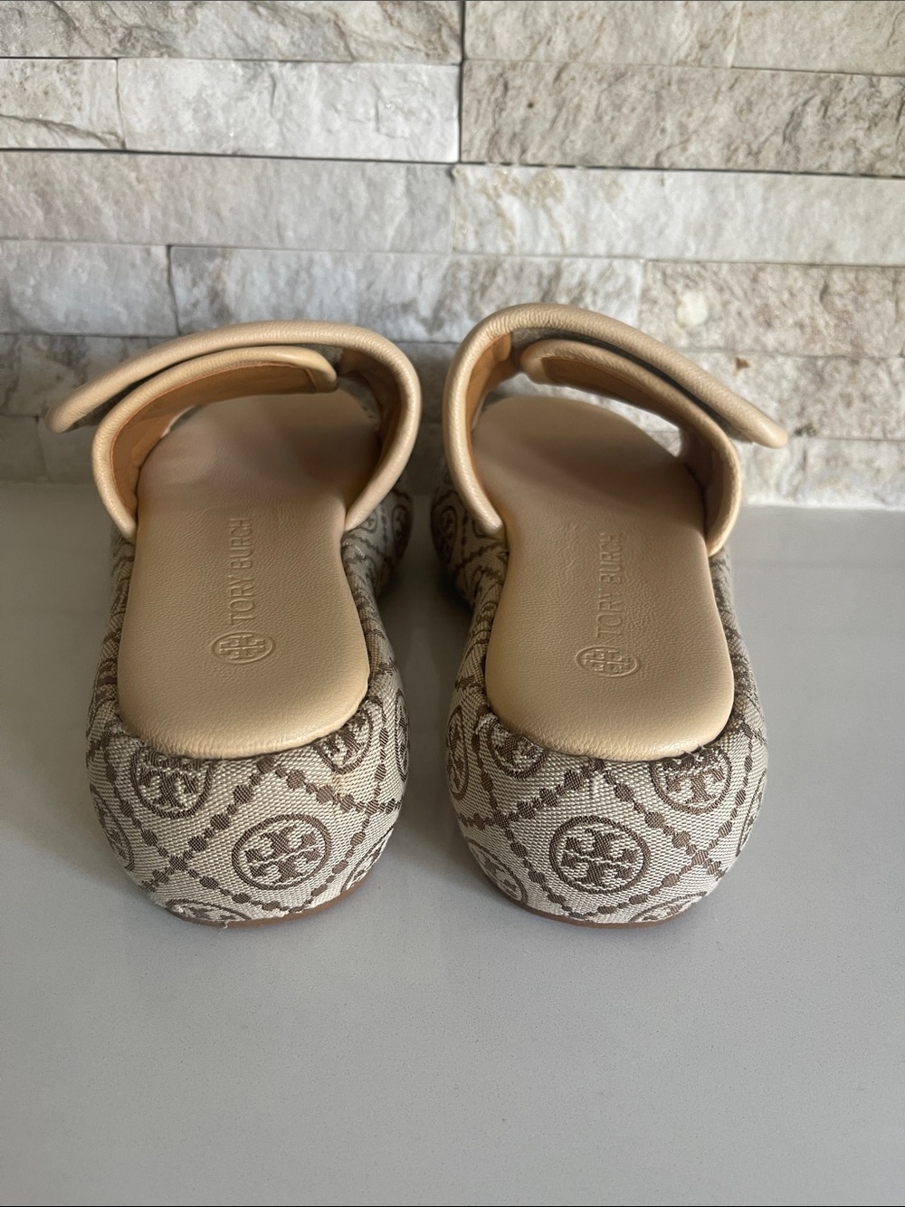 NIB $328 Tory Burch T-Monogram Bubble Slide in Hazel Jacquard Size 9 - Picture 9 of 16